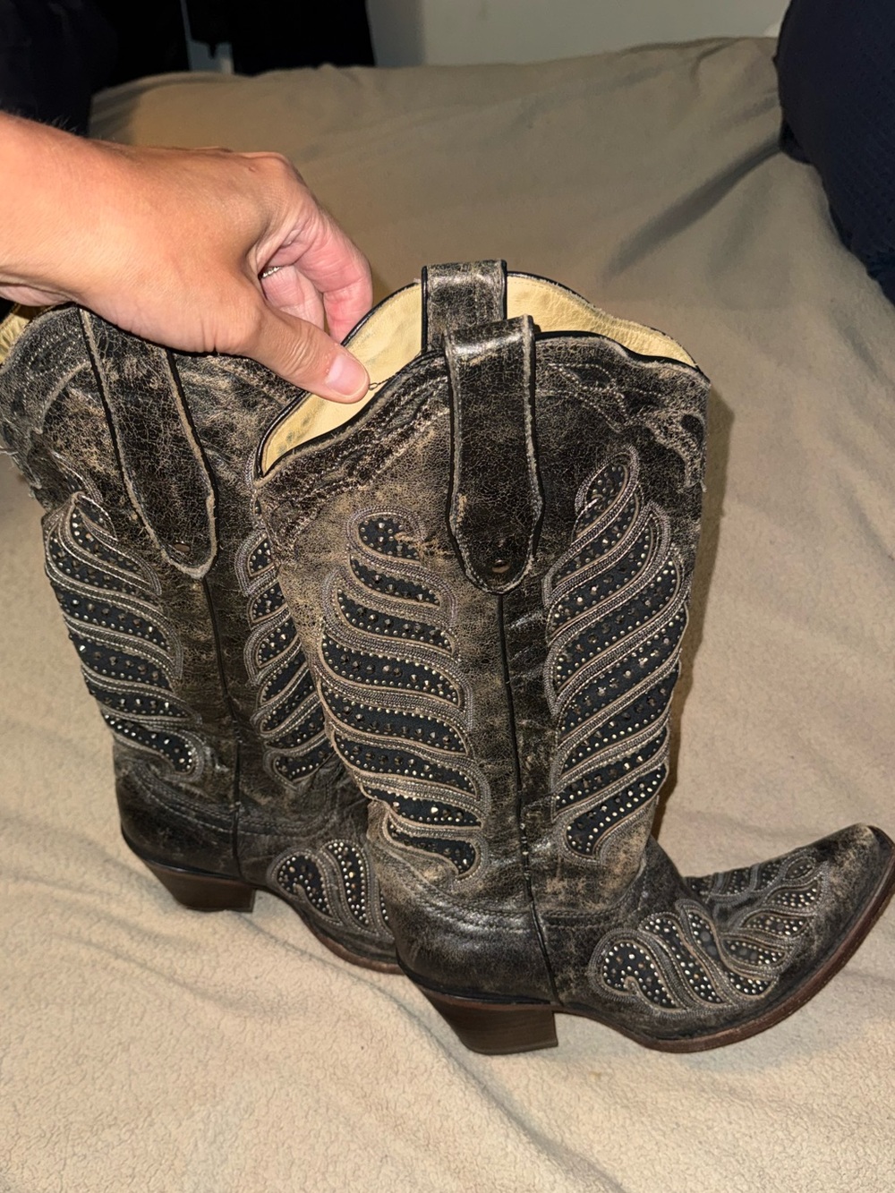 Corral Women’s Black studded cowgirl Heeled Boots - Picture 3 of 6